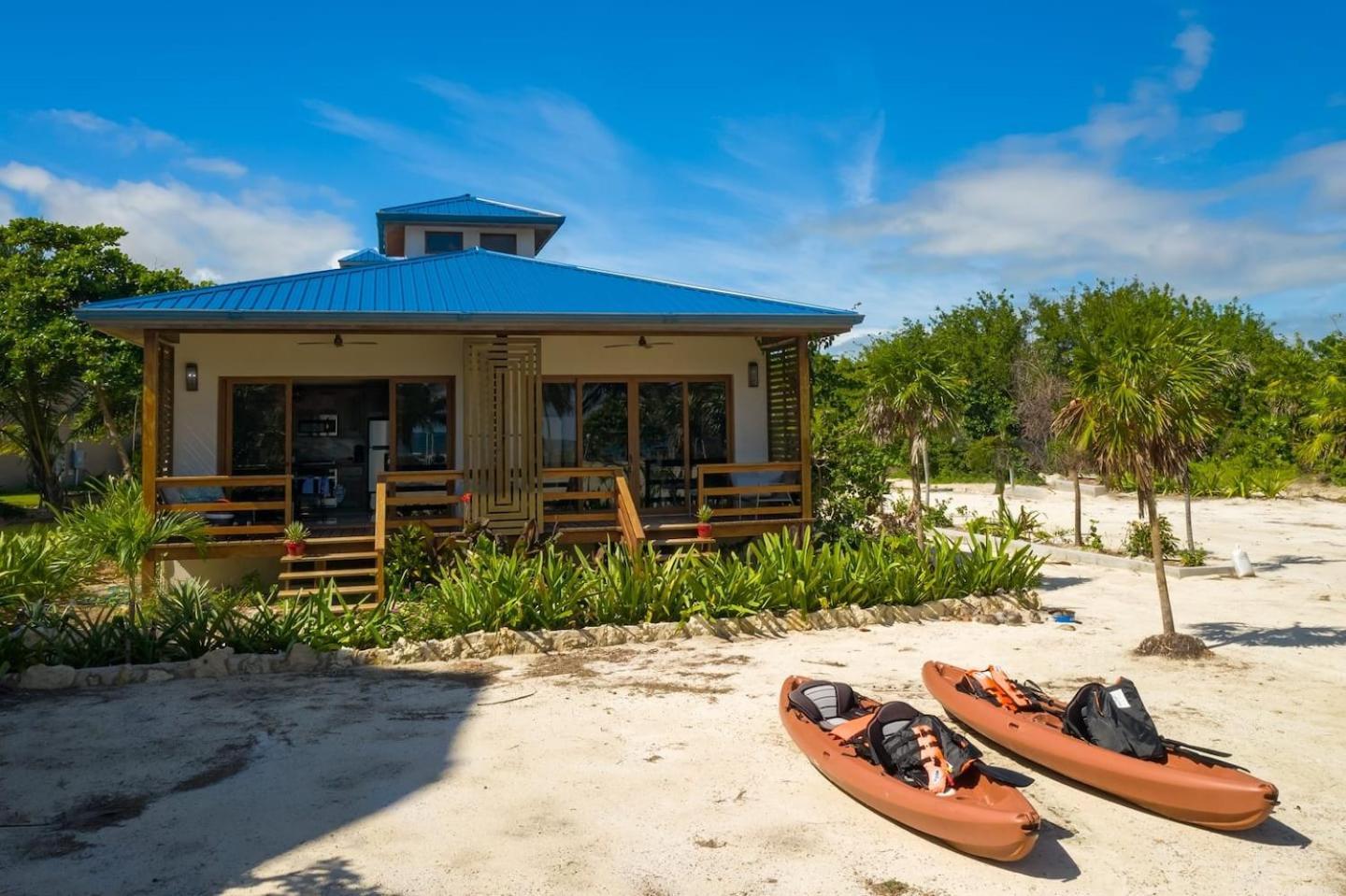Exquisite Oceanfront Private Estate By Alom San Pedro (Ambergris Caye) Exterior foto