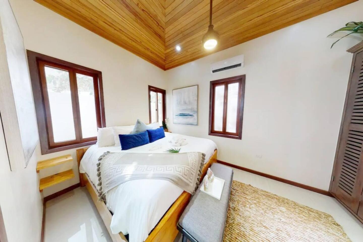 Exquisite Oceanfront Private Estate By Alom San Pedro (Ambergris Caye) Exterior foto