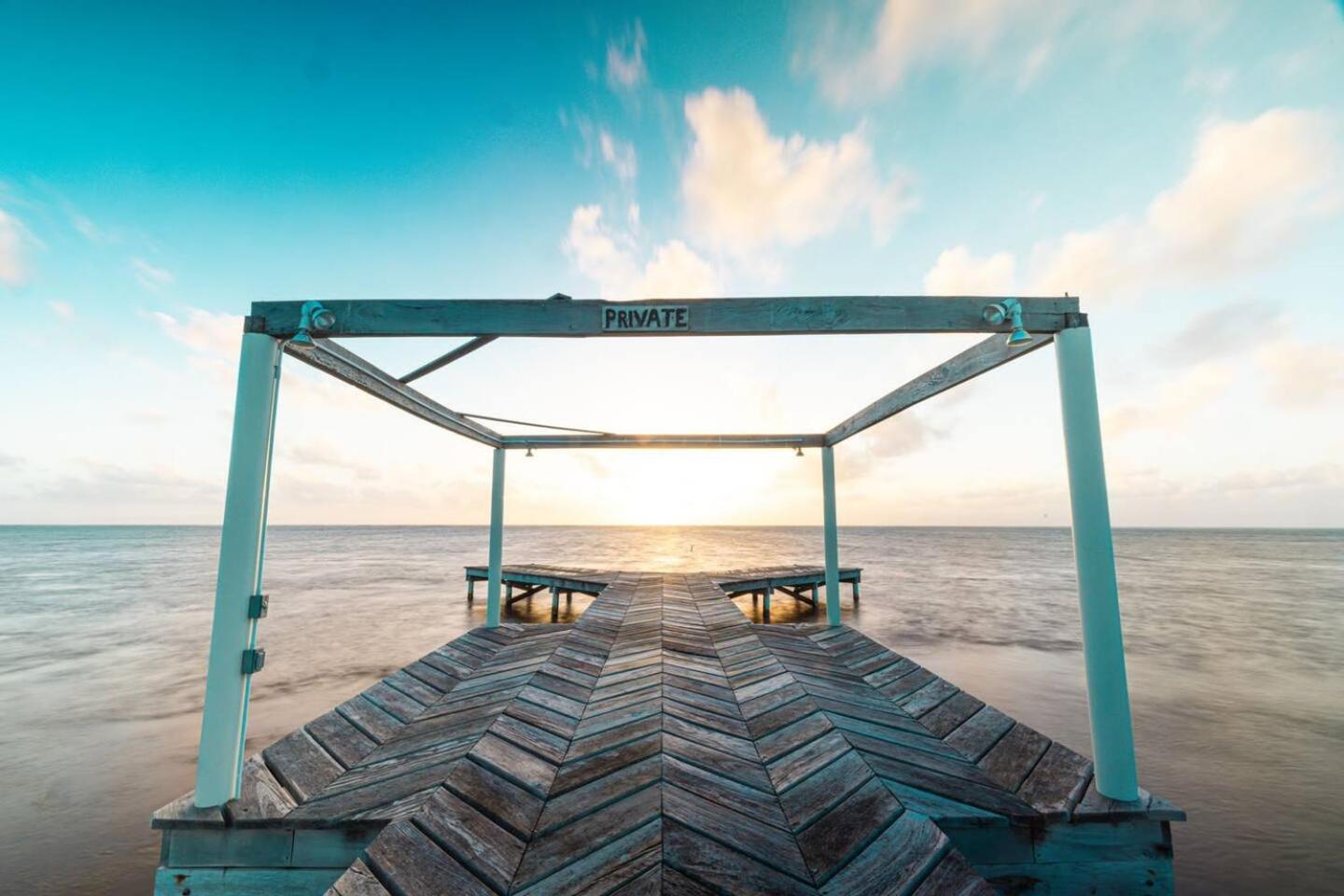 Exquisite Oceanfront Private Estate By Alom San Pedro (Ambergris Caye) Exterior foto